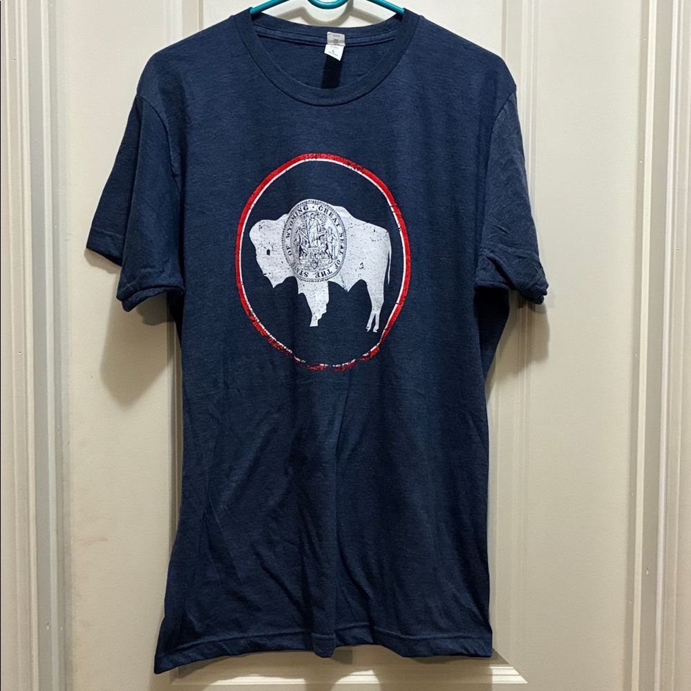 Great Seal of the State of Wyoming size Large NWOT T-shirt